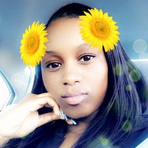 Meet your Posher, Jameera